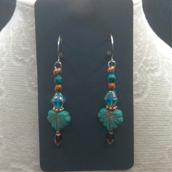 Artisan Fall Leaf Earrings Dangle Autumn Blue Czech Glass Copper Accents NEW - Picture 8 of 9